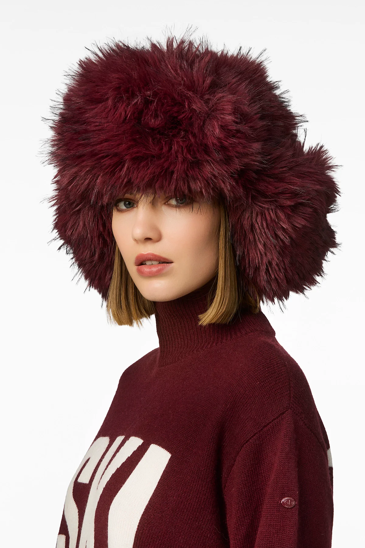 CHER fluffy aviator hat - Image 2
