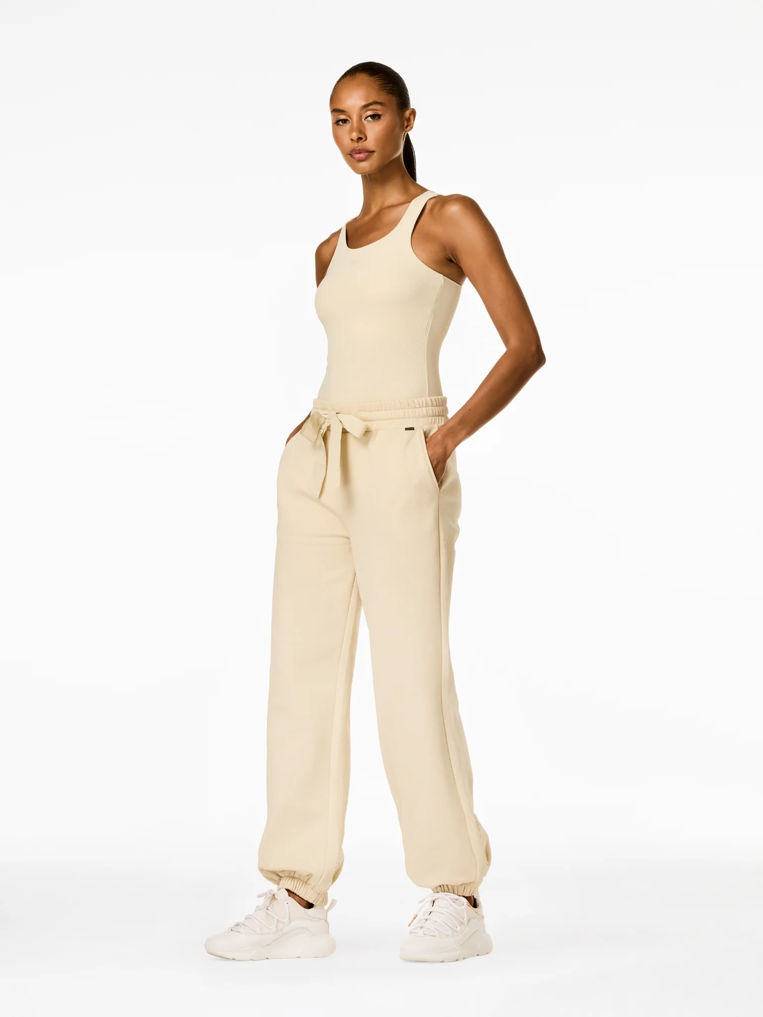 MANON tank with bra - Image 2