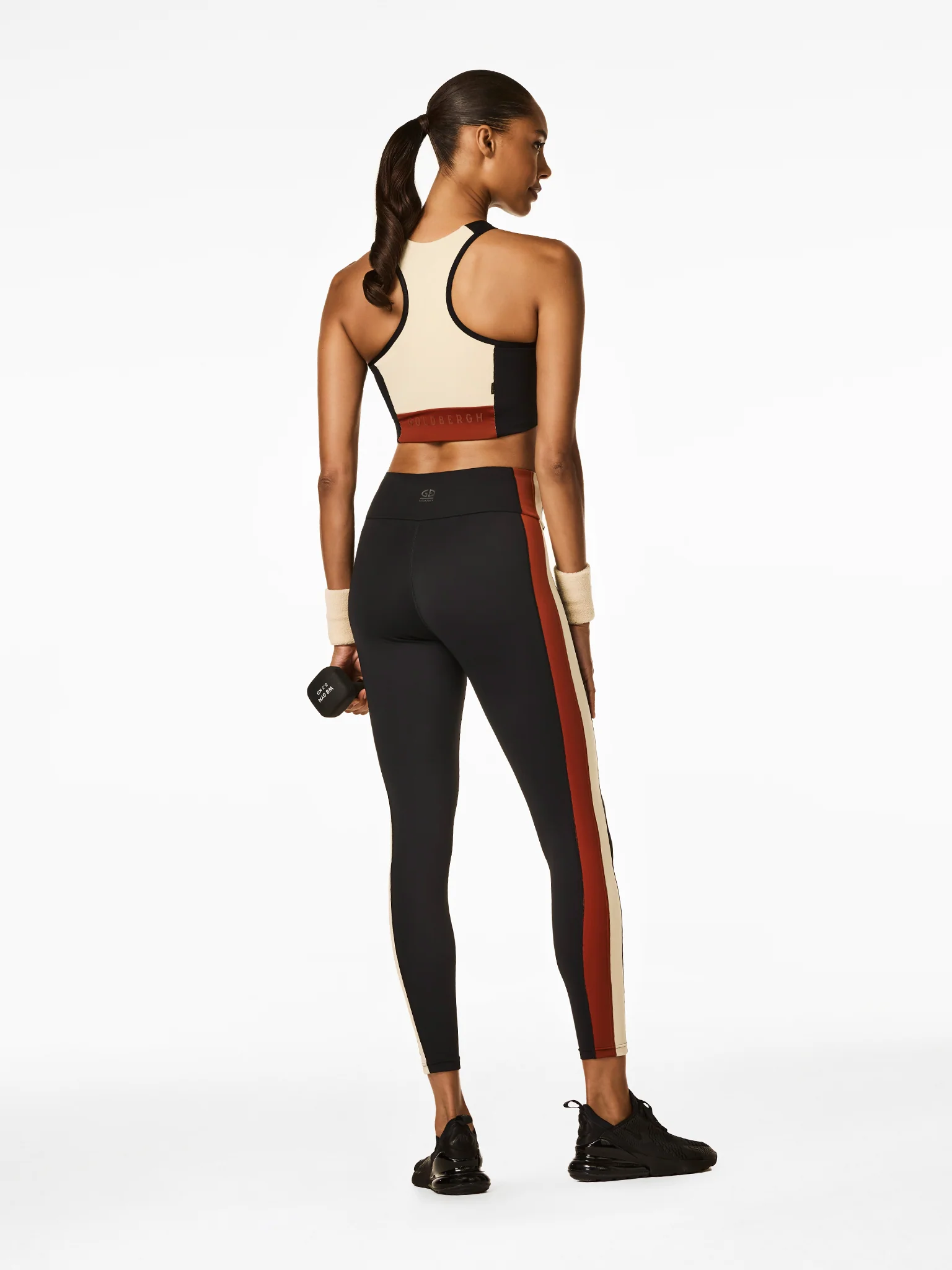 MOVE tight - Image 4