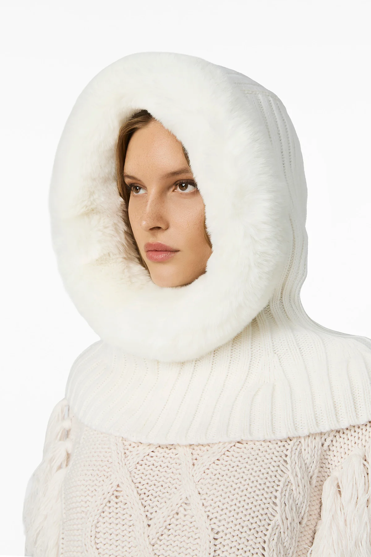 NAOMI hooded scarf FAUX BORDER - Image 2